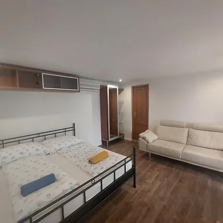 Apartment Otis Vendeghaz Siofok