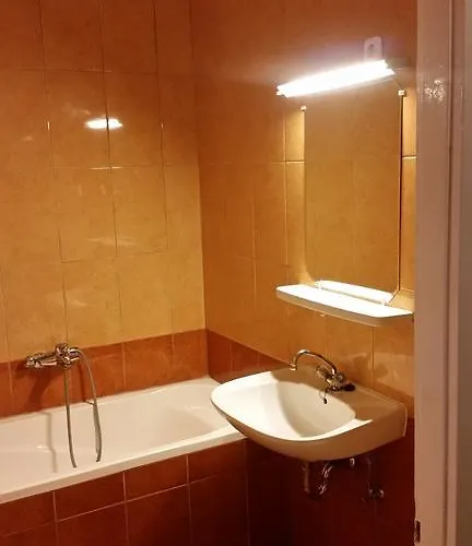 Otis Vendeghaz Appartement