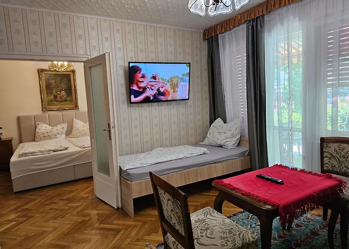 Otis Vendeghaz Appartement Siófok